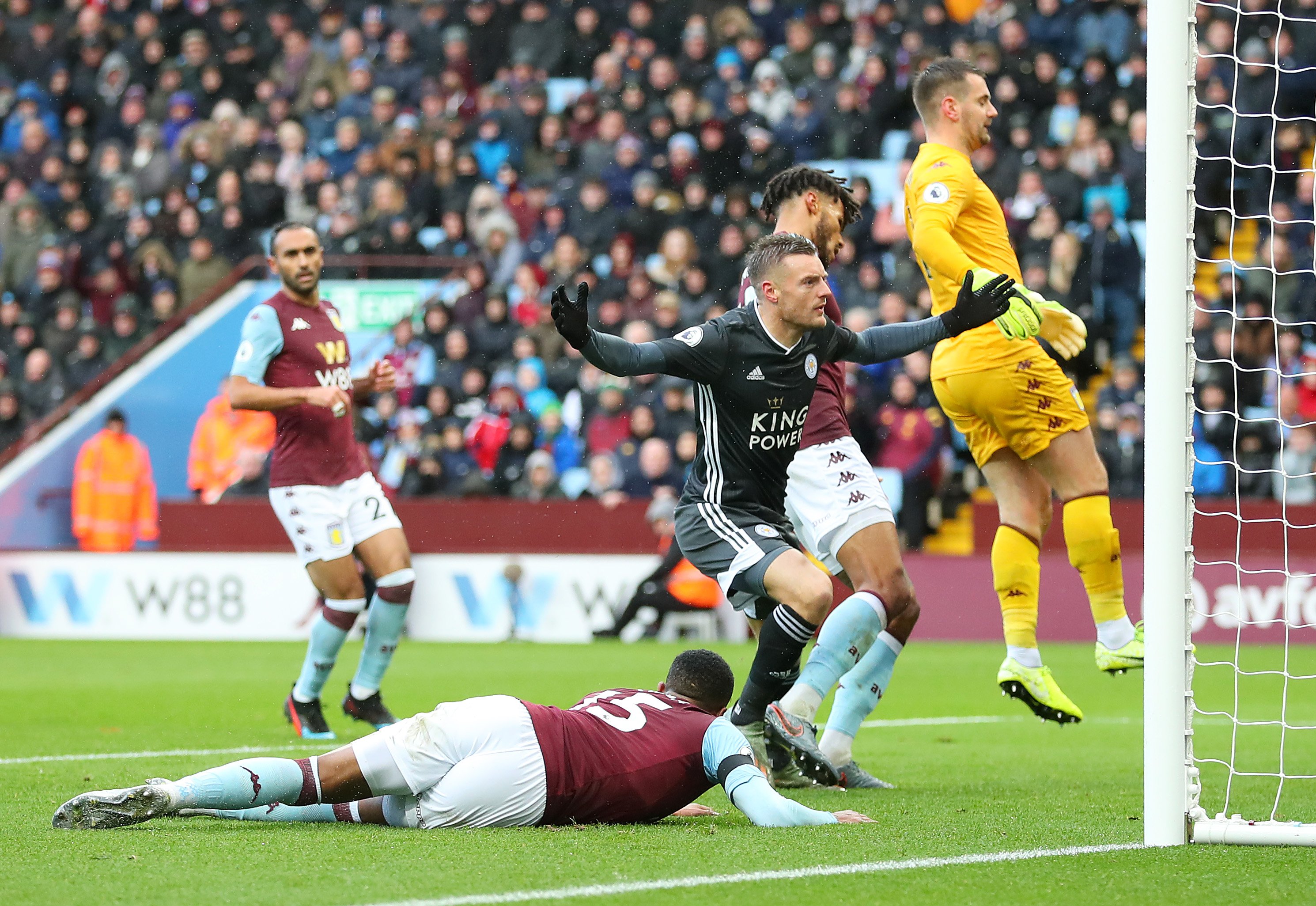 正在琼斯的 正在琼斯的